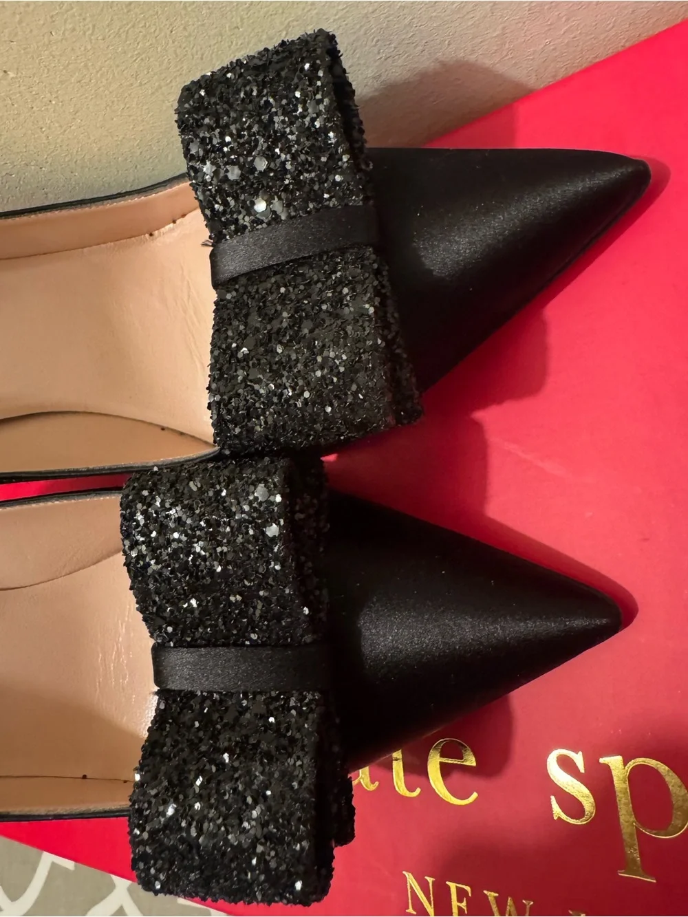 Kate Spade Latrice Black Satin Glitter Bow Heels Pump. Size 8 Made in Italy